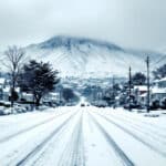 découvrez si hobart connaîtra un manteau de neige cette année, comme il y a 40 ans, avec les dernières prévisions et analyses météo sur abc news.
