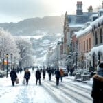 découvrez le souvenir unique de hobart il y a 40 ans, quand la ville s'est réveillée sous la neige, un événement rare et fascinant. explorez les conditions météorologiques qui pourraient provoquer une telle surprise blanche à nouveau.